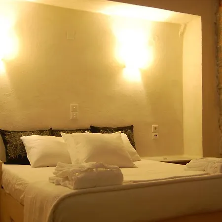 Philothea Mani Greece Mitziolena