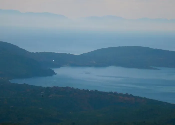 公寓 Philothea Mani Greece *